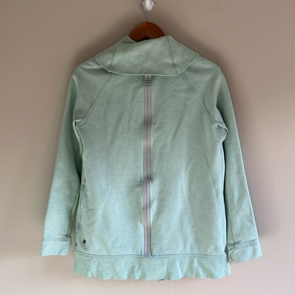 Lululemon Yin to my Yang powder green sweatshirt cardigan - Picture 7 of 8